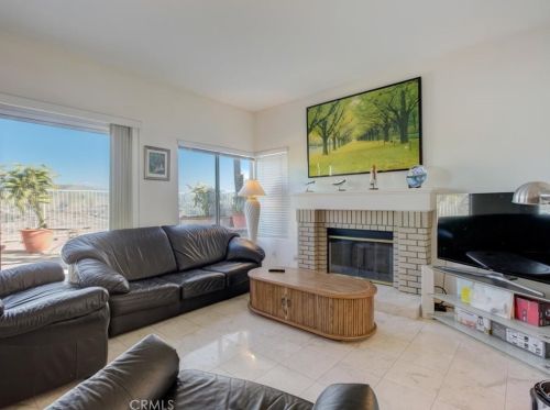 679 Morningstar Dr, Anaheim, CA 92808-1637