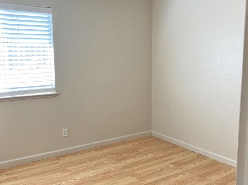 5539 Greenoaks Dr, Riverbank CA  95367-3844 exterior