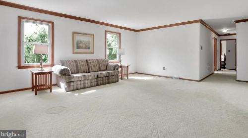 2204 Brook Creek Rd, Toms Brook VA  22660-2544 exterior