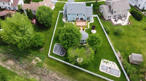 6820 107 Ave, Kenosha WI 53142-7864 exterior