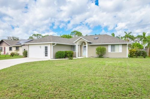 10208 Shade Tree Ct, Bonita Springs, FL 34135-6669