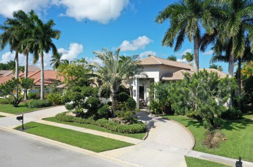 10575 Stonebridge Blvd, Boca Raton, FL 33498-2002