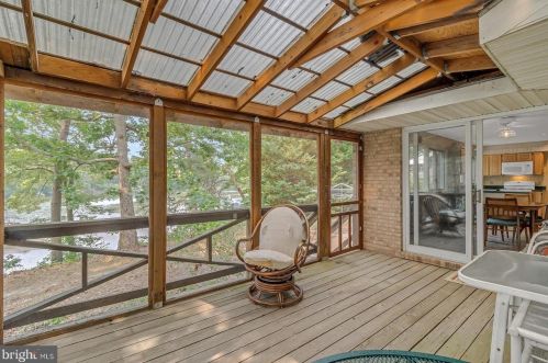 26 Mount Holly Ct, Montross VA  22520-4110 exterior