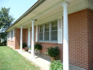 511 Cotton Ln, Leach, TN 38344-6394