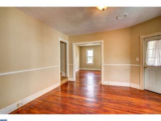 262 Linden St, Moorestown NJ  08057-3623 exterior