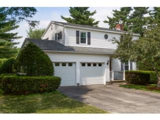 66 Pinecrest Cir, Saint George, VT 05495-9424