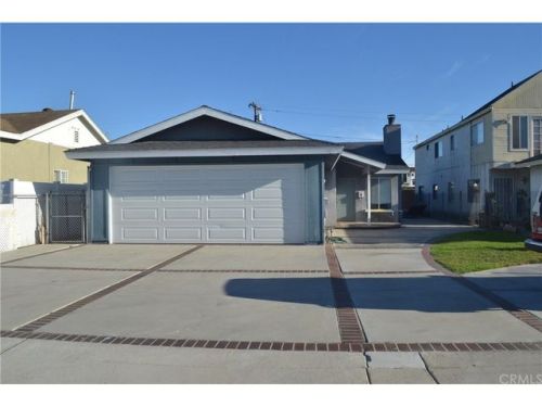 512 218th Pl, Long Beach, CA 90745-2818