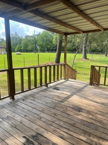 1394 Old Phelps Rd, Huntsville, TX 77340-2773