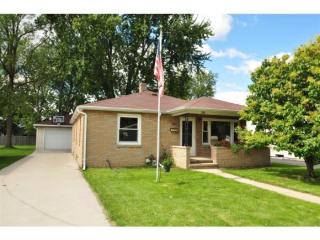 602 School Ct, Menasha, WI 54952-2285