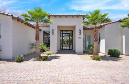 5940 Gemstone Dr, Chandler, AZ 85249-5803