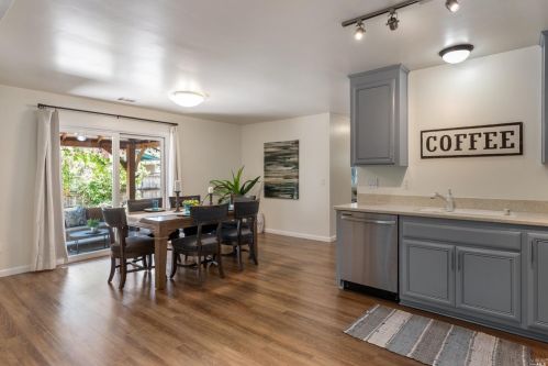 1590 Cunningham Way, Santa Rosa CA  95403-2342 exterior