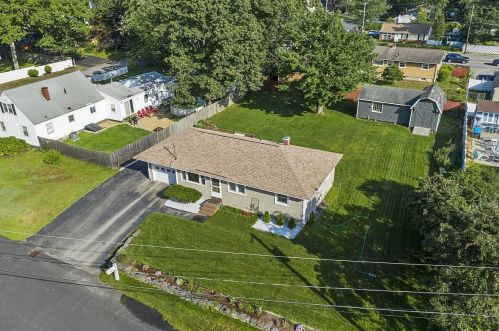 26 Bedford St, Nashua NH  03063-2032 exterior