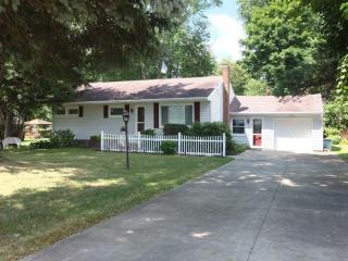1341 9th St, Massillon, OH 44647-7639