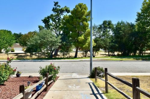 1621 Shepherd Dr, Lake Nacimiento CA  93446-3625 exterior