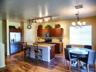 7111 72nd Ave, Glendale, AZ 85303-2540