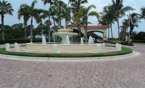 121 Lawton Rd, Fort Pierce FL  34986-2608 exterior