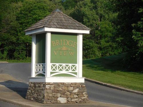 769 Gregory Ct, Highland, NY 12528-2026