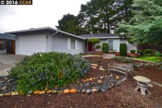 1054 Alberdan Cir, Pinole, CA 94564-2702