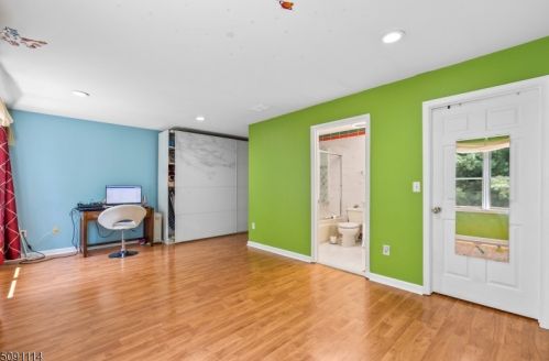 22 Autumn Ridge Rd, Greystone Park NJ  07950-1194 exterior