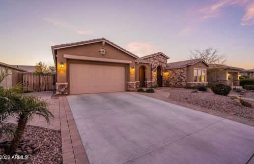 3789 Chestnut Ln, Gilbert, AZ 85298-0404