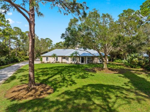 10632 Pine Cone Ln, Fort Pierce, FL 34945-2247