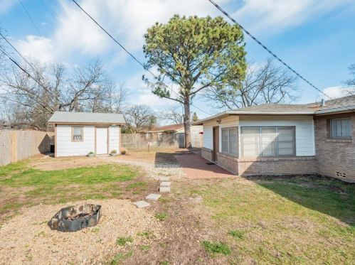1998 Crestridge St, Stephenville TX  76401-2009 exterior