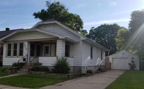 229 Newhall St, Green Bay, WI 54302-1707