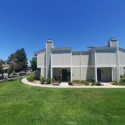 27104 Hidaway Ave, Santa Clarita, CA 91351-4123