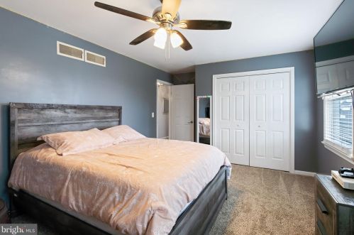 23 Yellowbreeches Rd, Carlisle PA  17015-9174 exterior