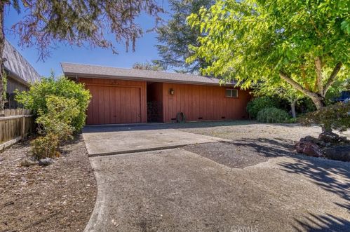 7783 Cora Dr, Lucerne, CA 95458-8523