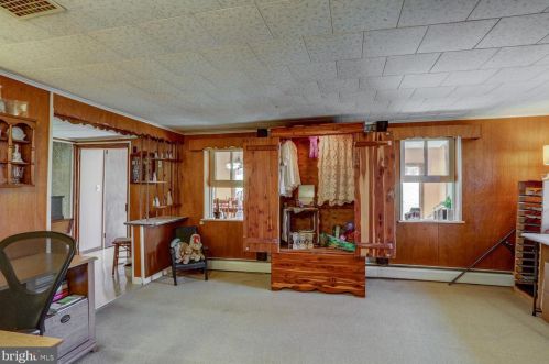 210 Hoernerstown Rd, Hummelstown PA  17036-9503 exterior