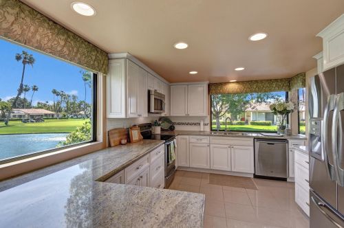 29 Padron Way, Rancho Mirage, CA 92270-4553