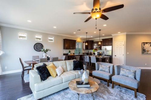 4284 Borderlands Dr, Rancho Cordova CA 95742-7754 exterior