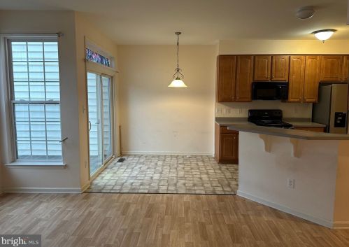 57 Savanna Dr, Pottstown PA  19465-6602 exterior