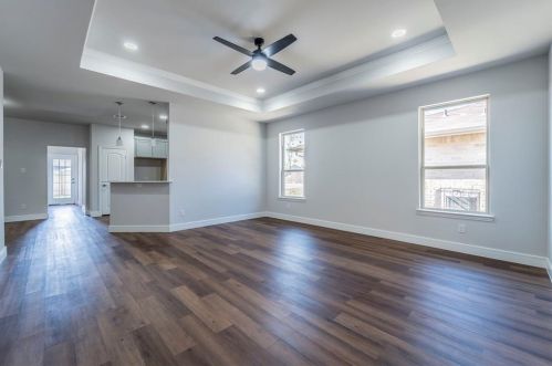 1002 Pepperidge Dr, Lancaster, TX 75134-2039