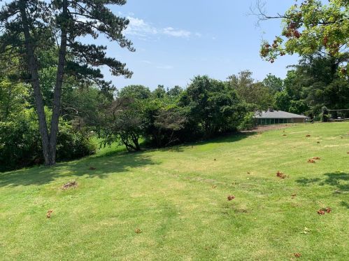 5621 Cleves Warsaw Pike, Cincinnati OH  45238-1935 exterior