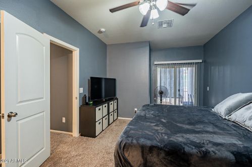 1945 77 Dr, Phoenix AZ 85033-2453 exterior