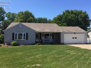4703 Kingsley Cir, Sandusky, OH 44870-6039