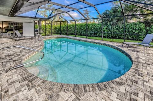 2216 Buckingham Ln, Naples FL  34112-5415 exterior