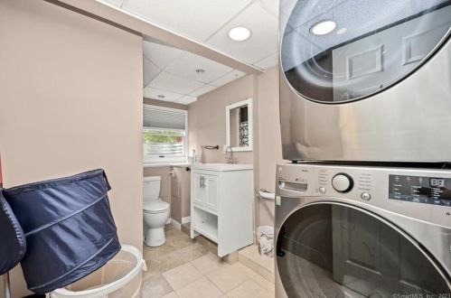 156 Summit Dr, North Branford CT  06471-1234 exterior