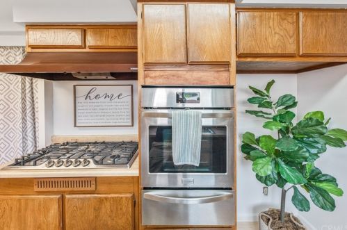 6350 San Rolando Cir, Buena Park CA  90620-3637 exterior