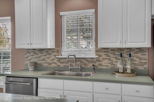 149 Skyline Dr, Lakewood NJ  08701-5737 exterior