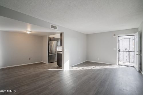 1209 47th Pl, Phoenix AZ  85008-5736 exterior