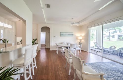 2217 Preservation Green Ct, Ruskin FL  33573-4418 exterior