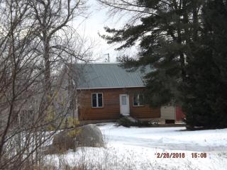 6873 Allen Rd, Krakow, WI 54171-8604