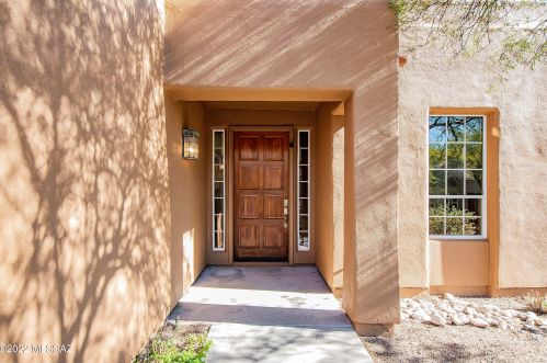 4470 Summer Set Dr, Tucson, AZ 85750-6524