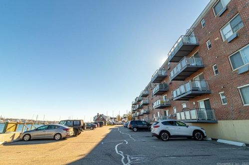 184 Pequot Ave, United States Coast Guard Ac CT  06320-4622 exterior