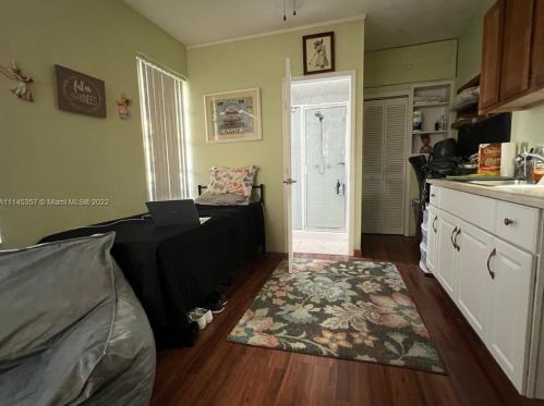 8601 10 St, Hollywood FL 33025-3357 exterior