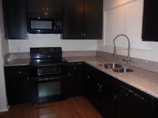 8829 Meadow Dr, Peoria, AZ 85382-3043
