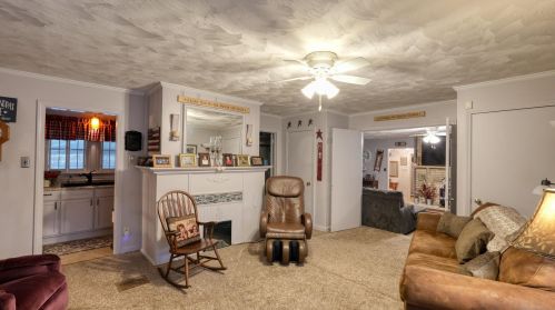 10272 Frd Rd, Cambridge OH  43725-9521 exterior